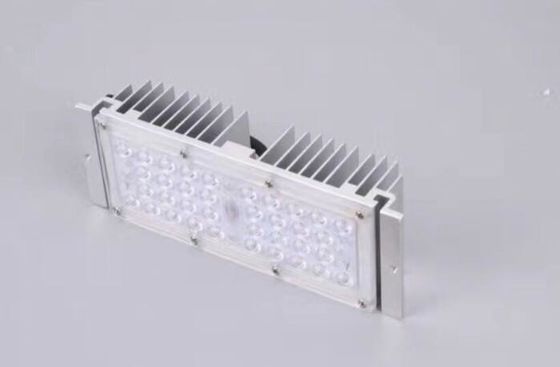 Китай Люмен Самсунг 30в 5200 привел снабжение жилищем модуля уличного света чистое алюминиевое поставщик